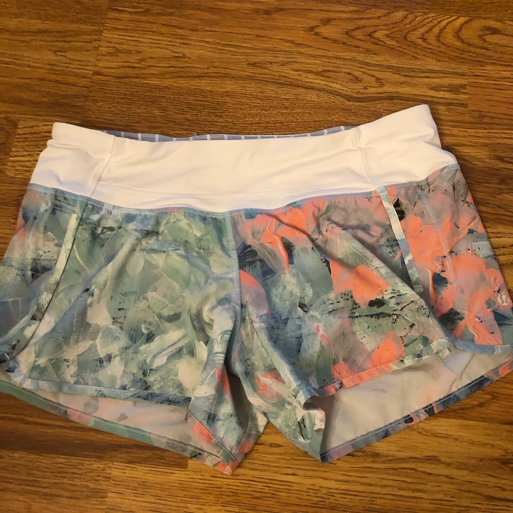 ❌SOLD❌Size 8 lululemon speed up shorts